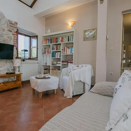 Ferienhaus House Rusula *
