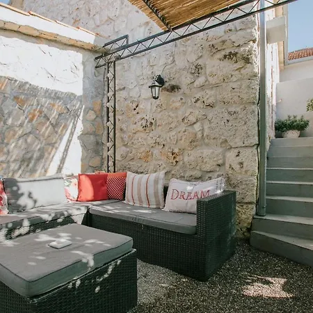 House Rusula Ferienhaus *