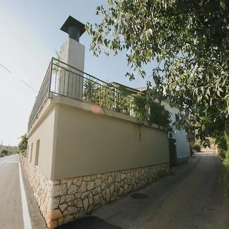 House Rusula Feriehus Vrsine